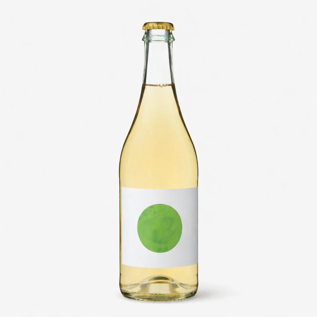 A 75cl bottle of Rish Wild Fig Leaves kombucha. An organic, non-alcoholic botanical drink with wild fig leaves and Sencha green tea.