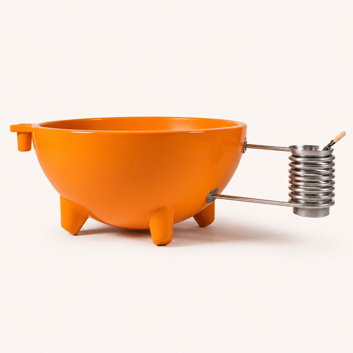 Weltevree Dutchtub Original orange iconic wood fired four person outdoor hottub pool designed by Floris Schoonderbeek Amersfoort Netherlands design studio Dear Johny
