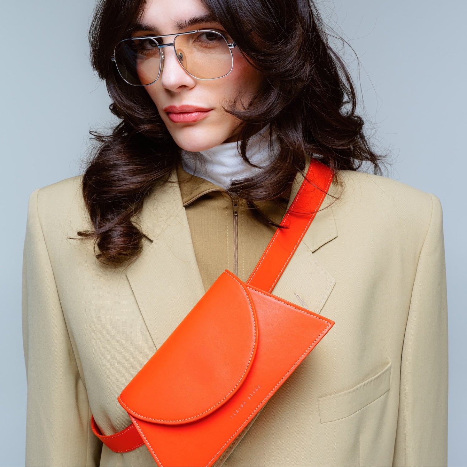 Zarina Rouge Suri in Eskimo handcrafted leather handbag Florence Italy Dear Johny